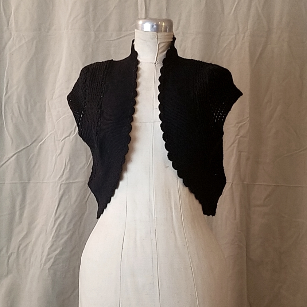 Pink Rose black crochet shrug size Small.